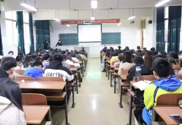 筑牢根基体现出以教育科技人才交融支撑高质量发展的前瞻性布局